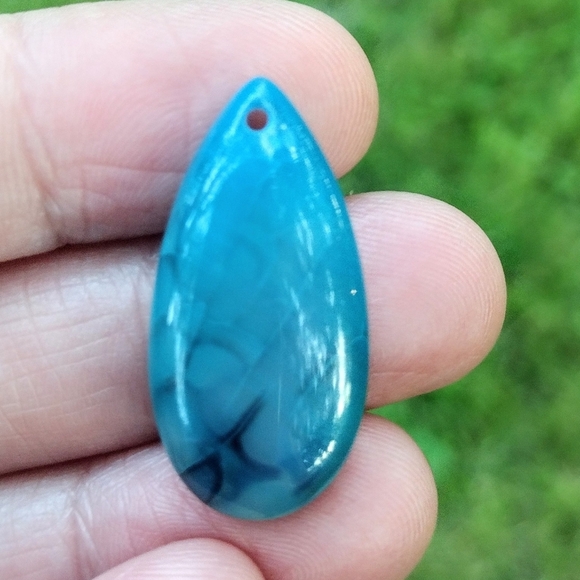 Small Blue Dragon's Veins Agate Teardrop Pendant Gemstone - Picture 2 of 2
